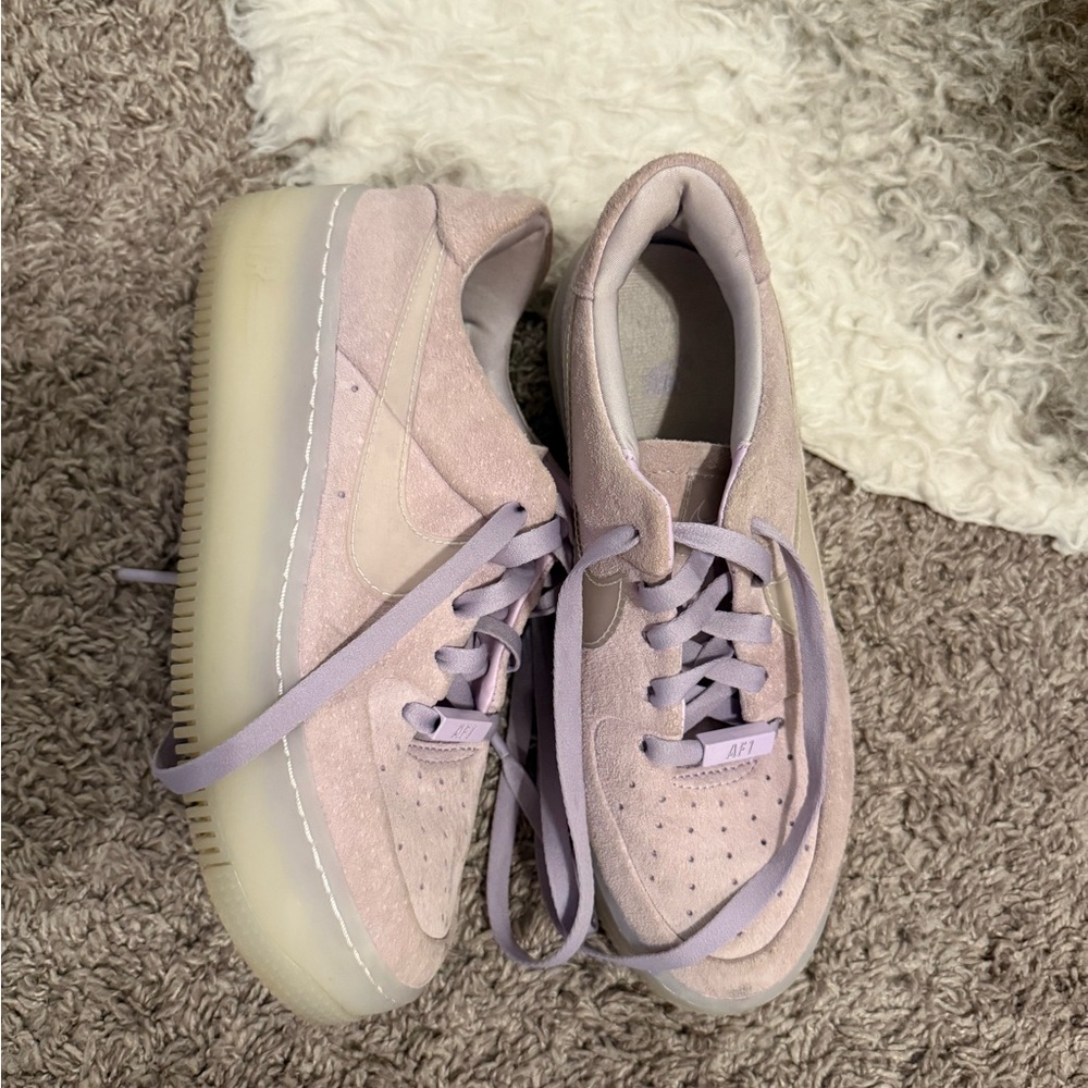 Air Force 1 Sage Low LX Violet Mist Platform Shoes